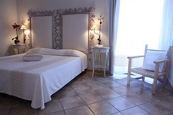 Hotel Sant'elmo Beach