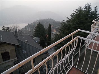 Hotel Vista Lago