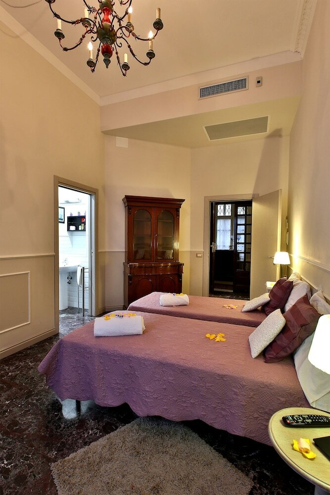 Bed & Breakfast Alibrandi Palace