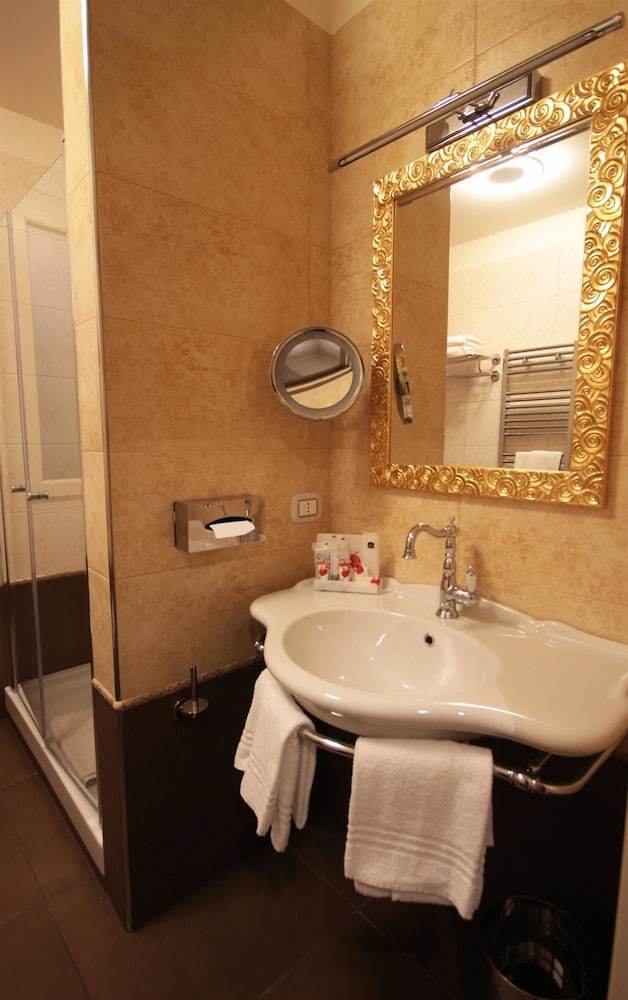 Best Western Plus Hotel Perla Del Porto