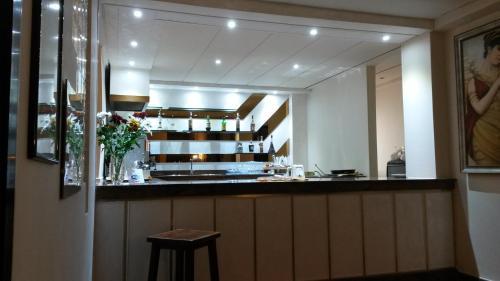 Hotel Call� 2