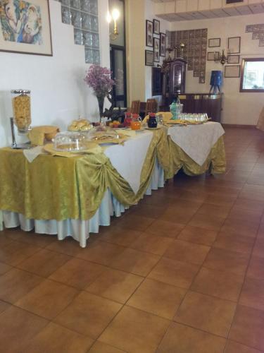 Hotel Call� 2
