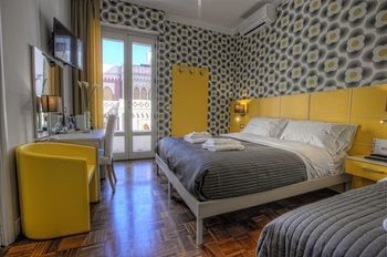 Hostal Pellicano Guest House