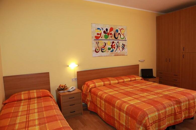 Piccolo Hotel