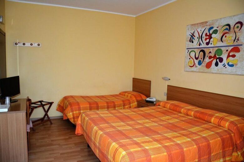 Piccolo Hotel