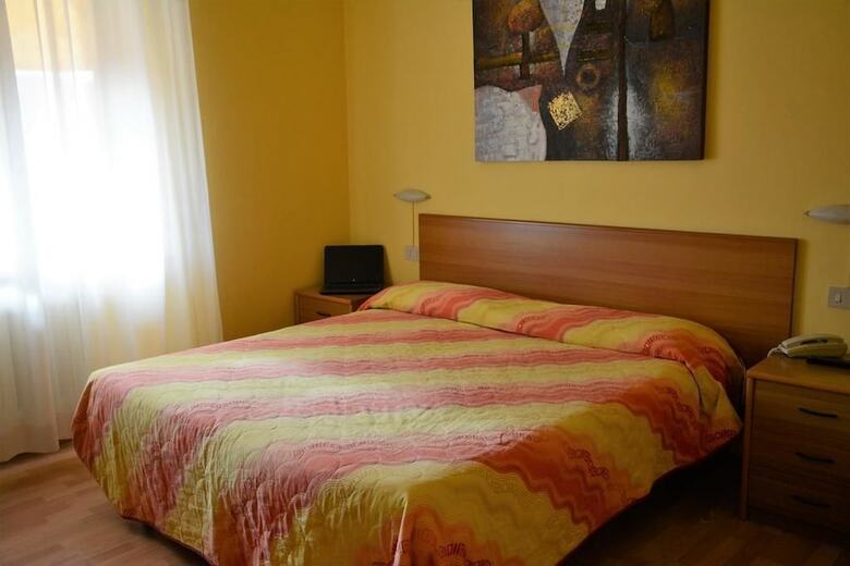 Piccolo Hotel