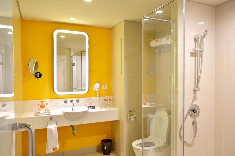 Harris Hotel & Conventions Bekasi