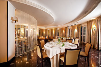 Regent Hotel