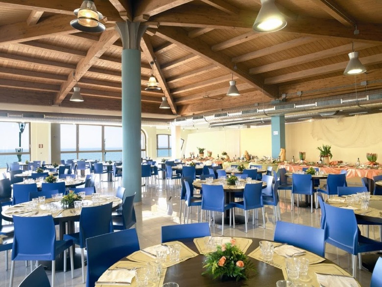 Hotel Serenusa Village