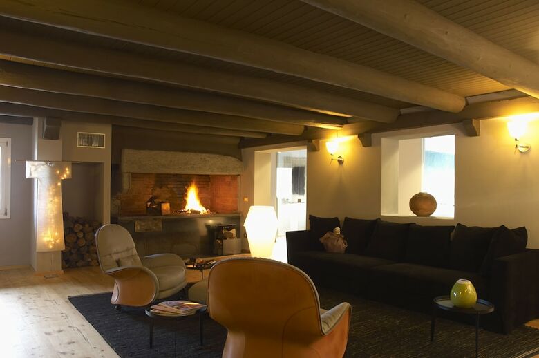Hotel H�tel Village