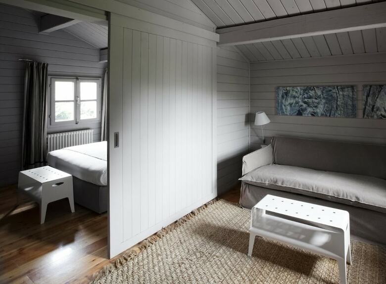 Hotel H�tel Village