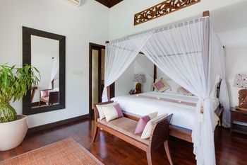 Puri Tirta Villas