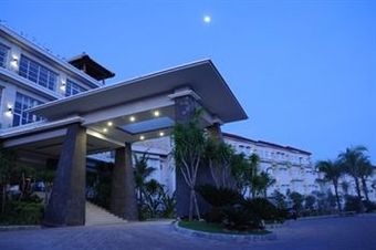 Lorin New Kuta Hotel