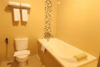 Lorin New Kuta Hotel