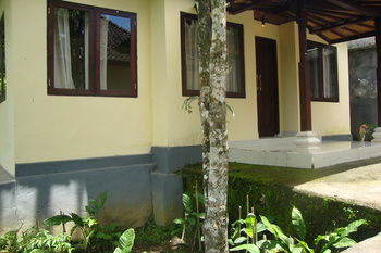 Atres Villa