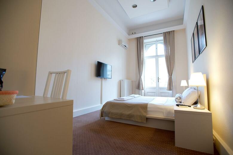 Andrassy Thai Hotel
