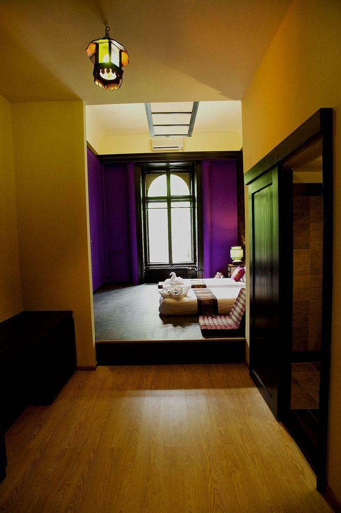 Andrassy Thai Hotel