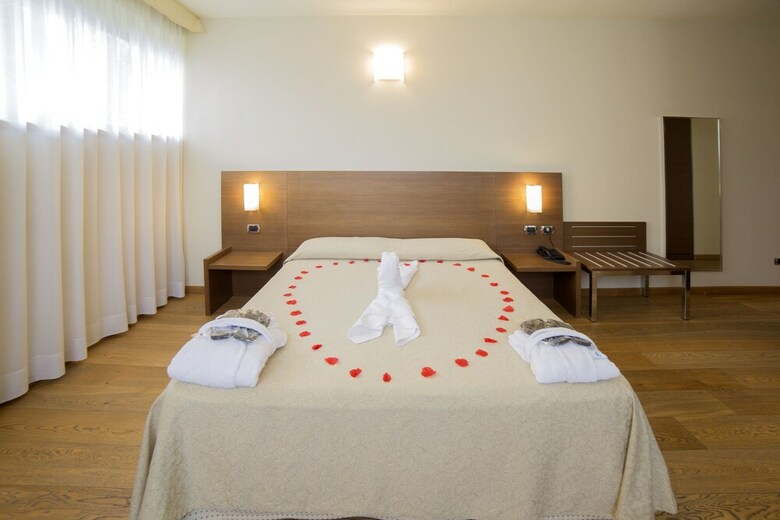 Hotel Lovere Resort & Spa