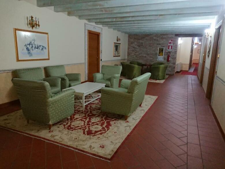 Hotel Antico Borgo La Muratella