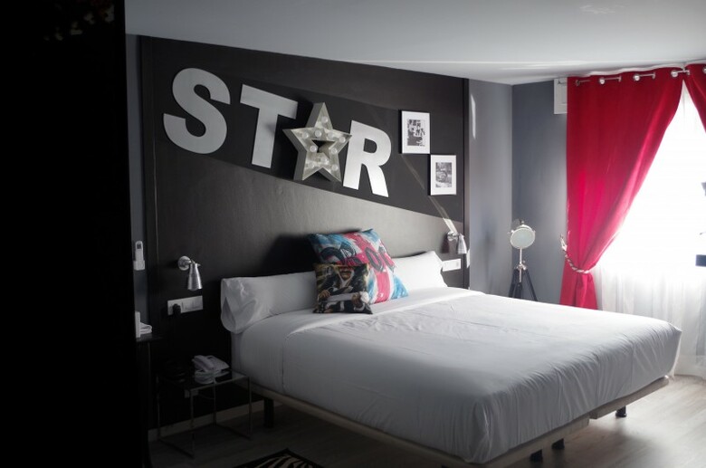 Hostal Rock Star