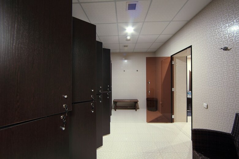 Damas International Hotel