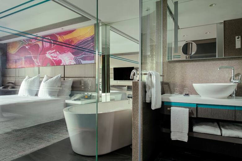 The Park Lane Hong Kong, A Pullman Hotel
