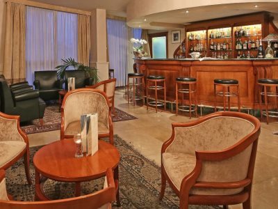 Hotel Savoy Palace