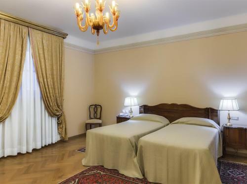 Villa Fenaroli Palace Hotel
