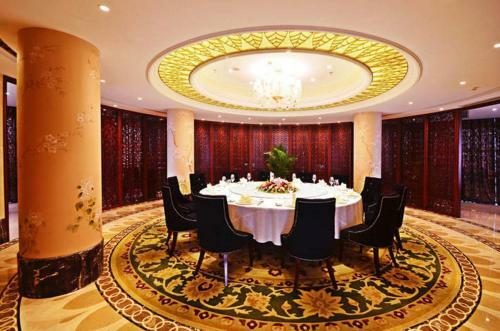 Jinling Danyang Hotel