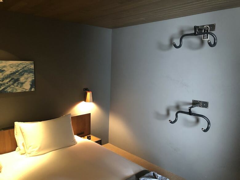 Hotel Cycle