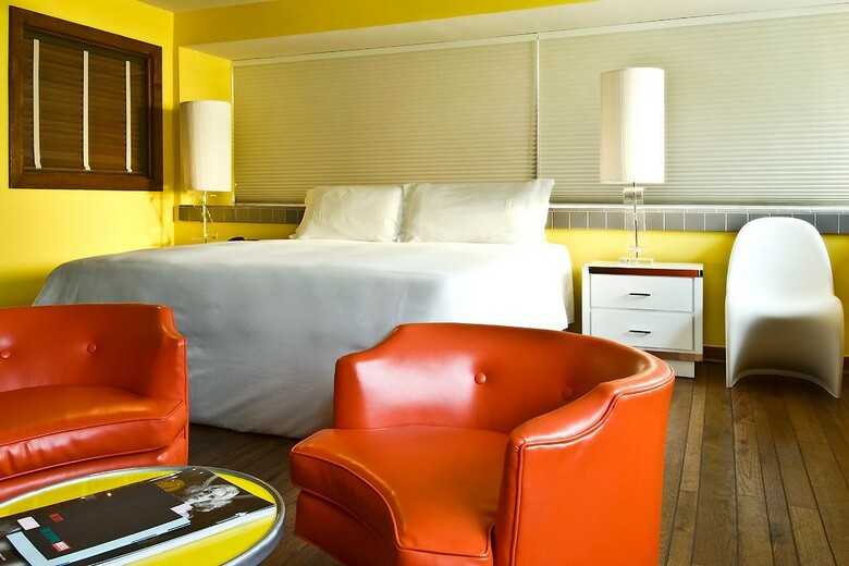 Hotel Pelican