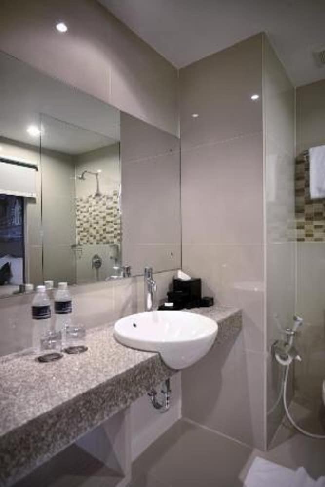 Hotel Neo Candi Semarang