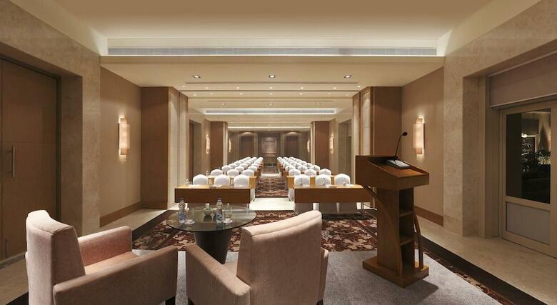 Hotel Doubletree By Hilton Agra