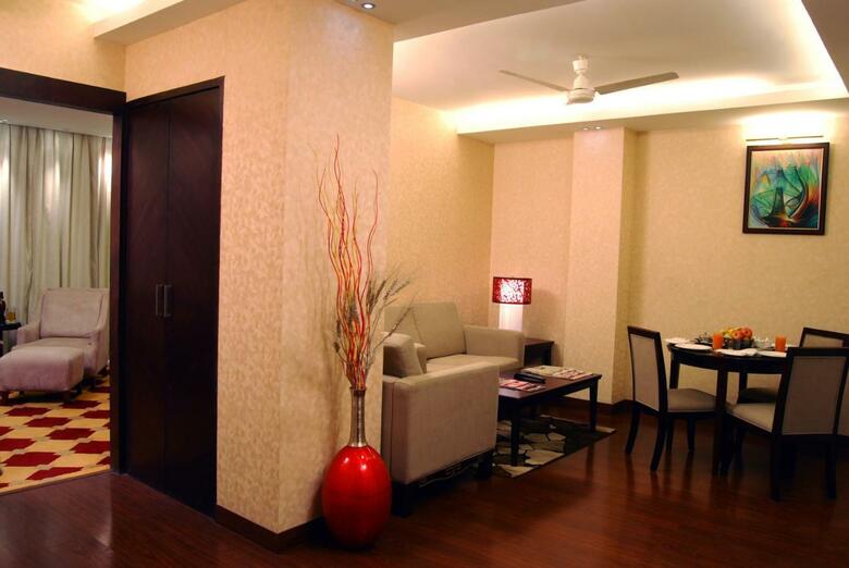 Hotel Clarks Inn, Amritsar