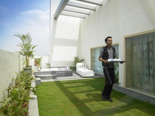 Hotel The Zuri Whitefield, Bangalore