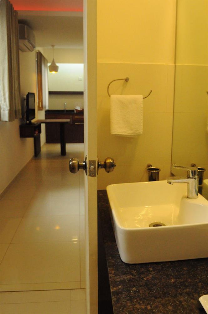 Bed & Breakfast Ixora Suites