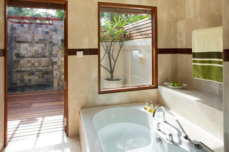 Hotel Kurumba Maldives