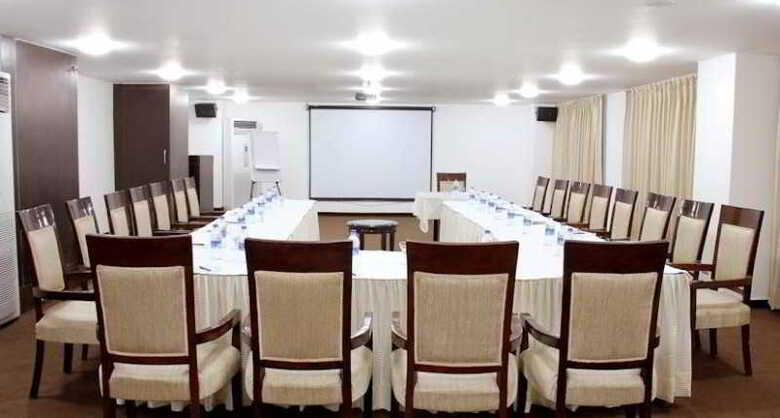 Hotel Klg Starlite