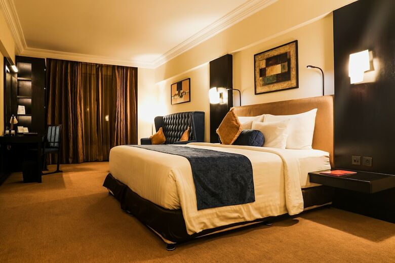 Hotel Sterlings Mac