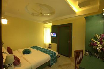 Hotel Royal Shades