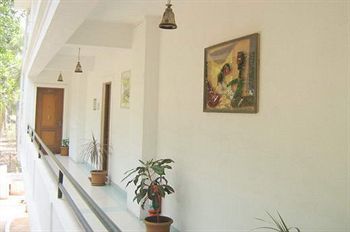 Hotel Renzo's Inn