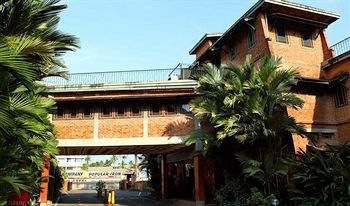 Hotel Bth Sarovaram