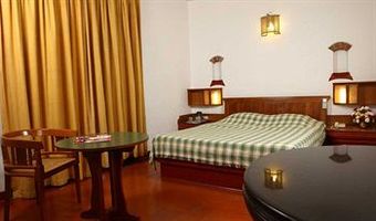 Hotel Bth Sarovaram