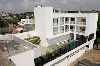 Hotel Concord Grand