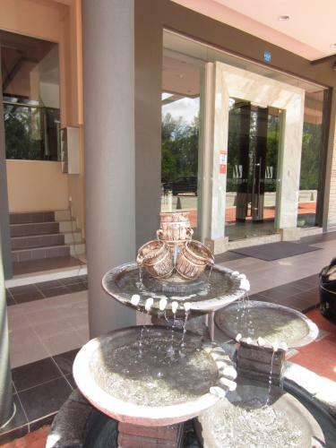 Waterfront Boutique Hotel