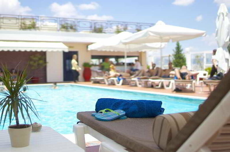 Hotel Capsis