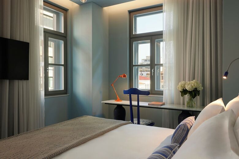 Fresh Hotel