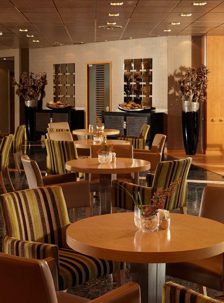 Hotel Divani Caravel