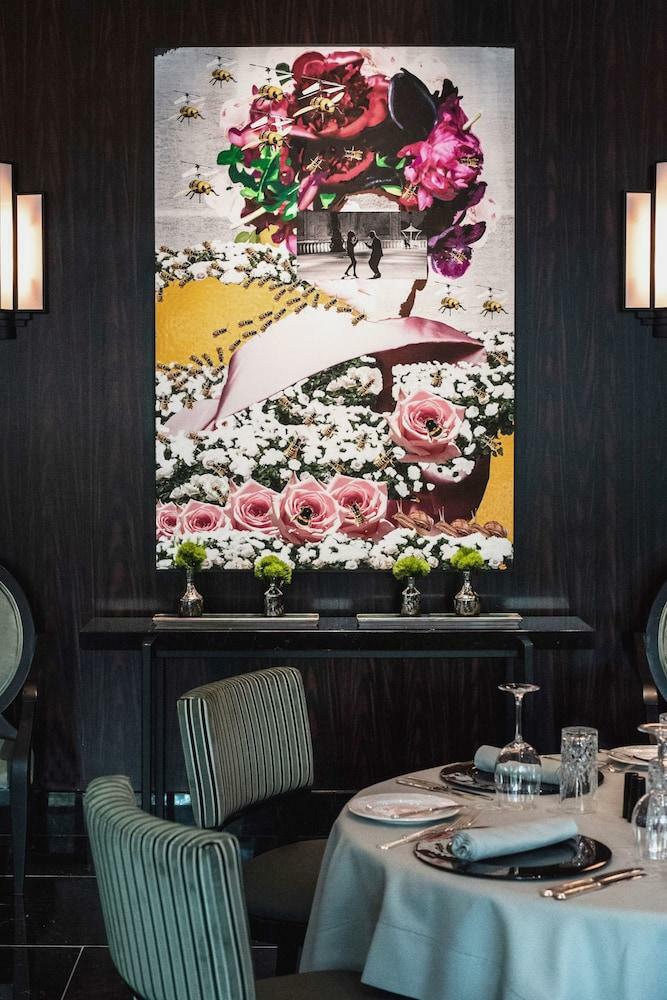 Hotel Divani Caravel