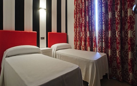 Apartamentos Salles Beach